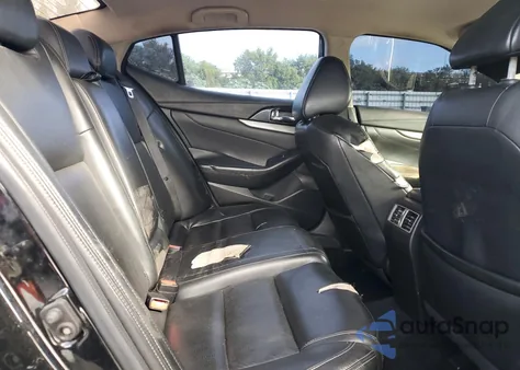 2018 Nissan Maxima 3.5S z USA, uszkodzony, nr VIN 1N4AA6AP8JC378296